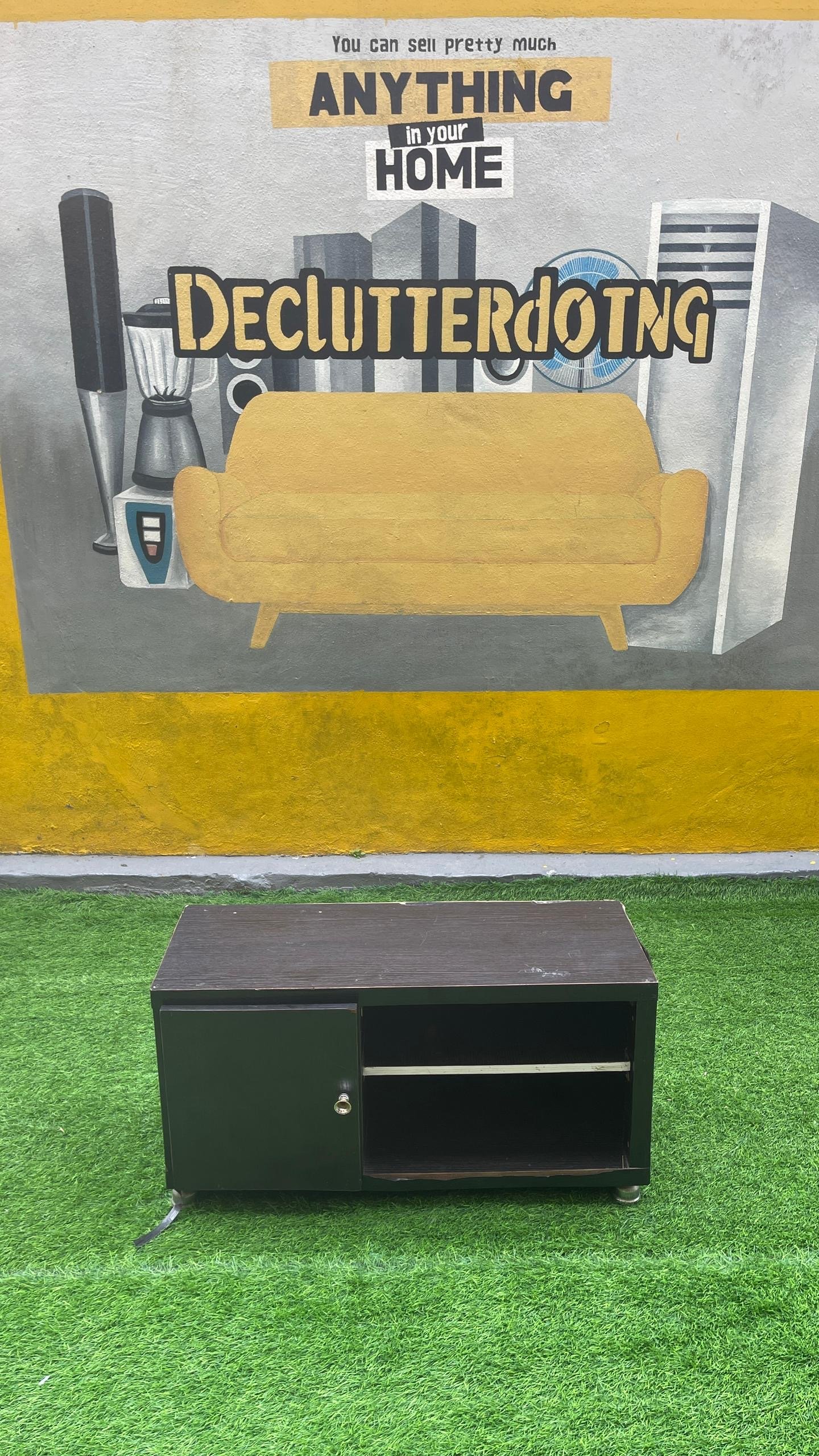 a5c012a6-1715-450b-ab5b-6a1d04fe6216 Neatly Used Mini Tv Console (Slightly Scratched) - Image 1