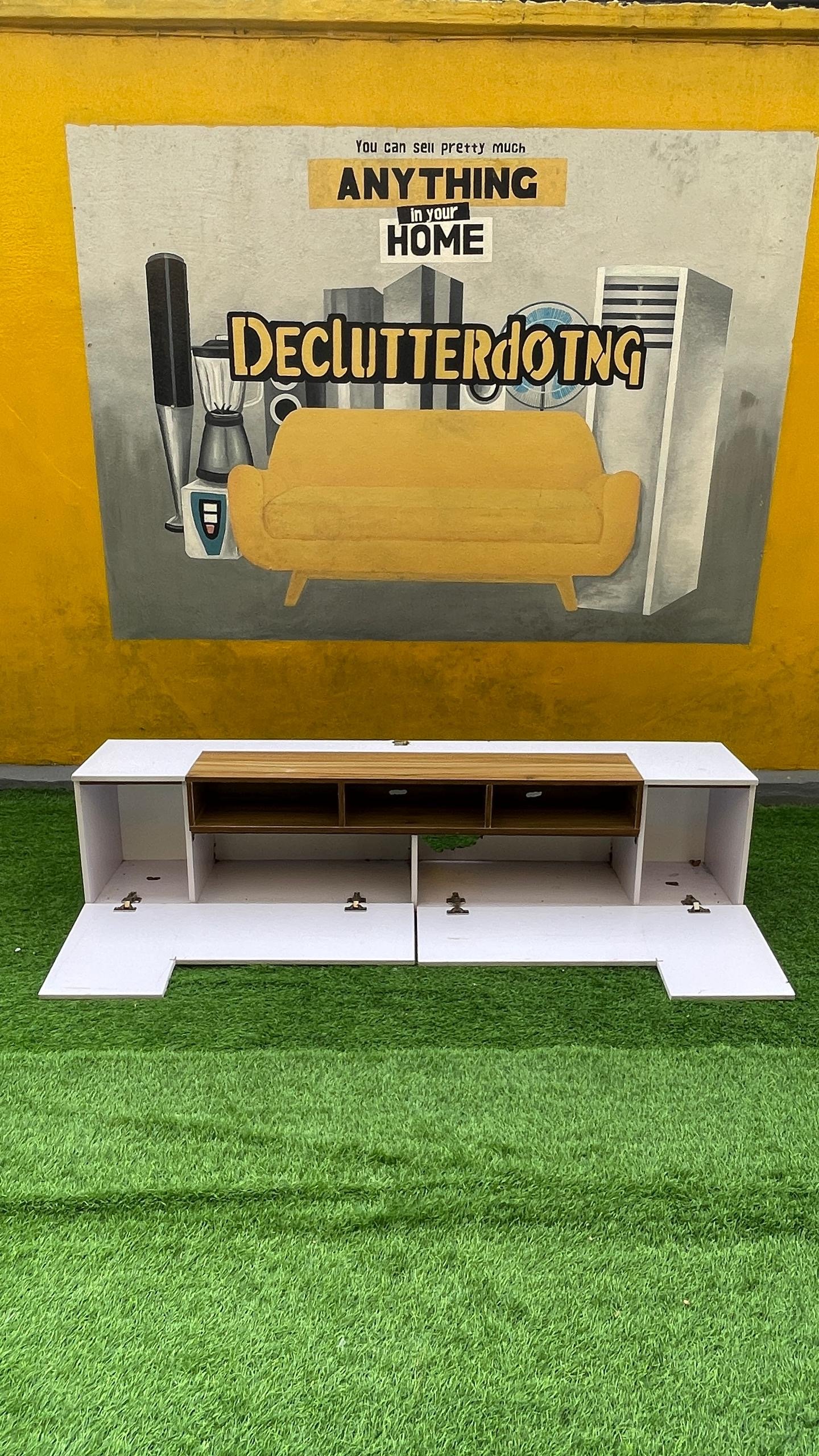 b8b7417e-c583-4d34-8ab4-94675976c9ac Barely Used Top Quality White & Brown Tv Console - Image 1