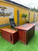 Neatly Used Large Executive Office Table With Executive Office Chair (chair slightly peel and table needs adjustment) - Image 8