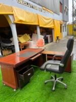Neatly Used Large Executive Office Table With Executive Office Chair (chair slightly peel and table needs adjustment) - Image 11