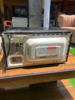 Barely Used Hisense 20L Microwave black(H20MOBMG0 - Image 5