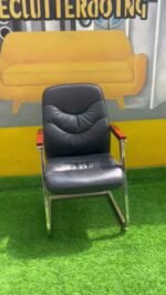 Neatly Used Top Quality Executive Office Chair With Wood Tapping - Image 4