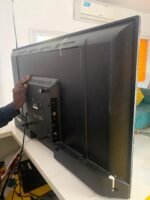 Barely Used 40 Inches Royal Smart Led TV (RTV40SG7J) - Image 2
