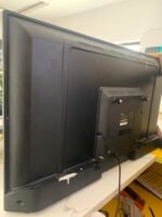Barely Used 40 Inches Royal Smart Led TV (RTV40SG7J) - Image 5