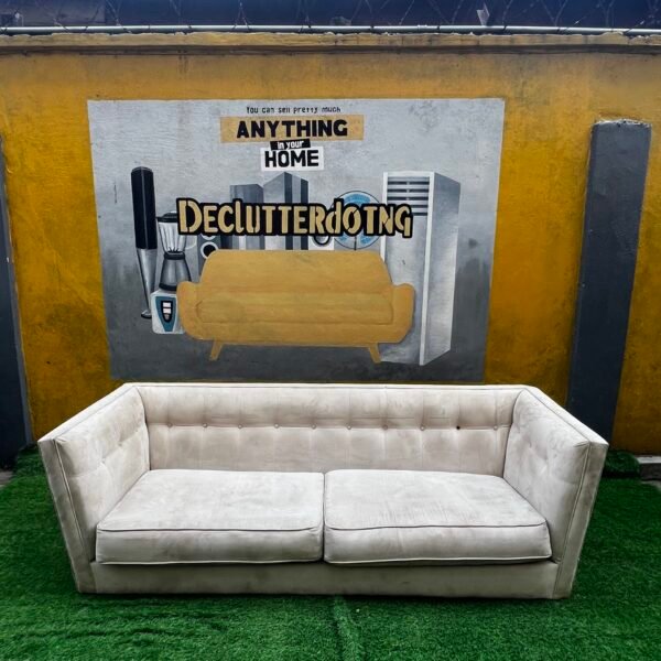 Neatly Used Top Quality 4 Seater Cream Couch With Golden Leg Stand