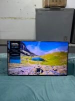 Barely Used 50inch Samsung Crystal UHD Smart Tv (50TU80)
