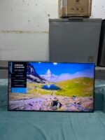 Barely Used 50inch Samsung Crystal UHD Smart Tv (50TU80) - Image 4
