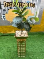 Barely Used Top Quality Gold Plated Artificial Flower Vase - Image 5